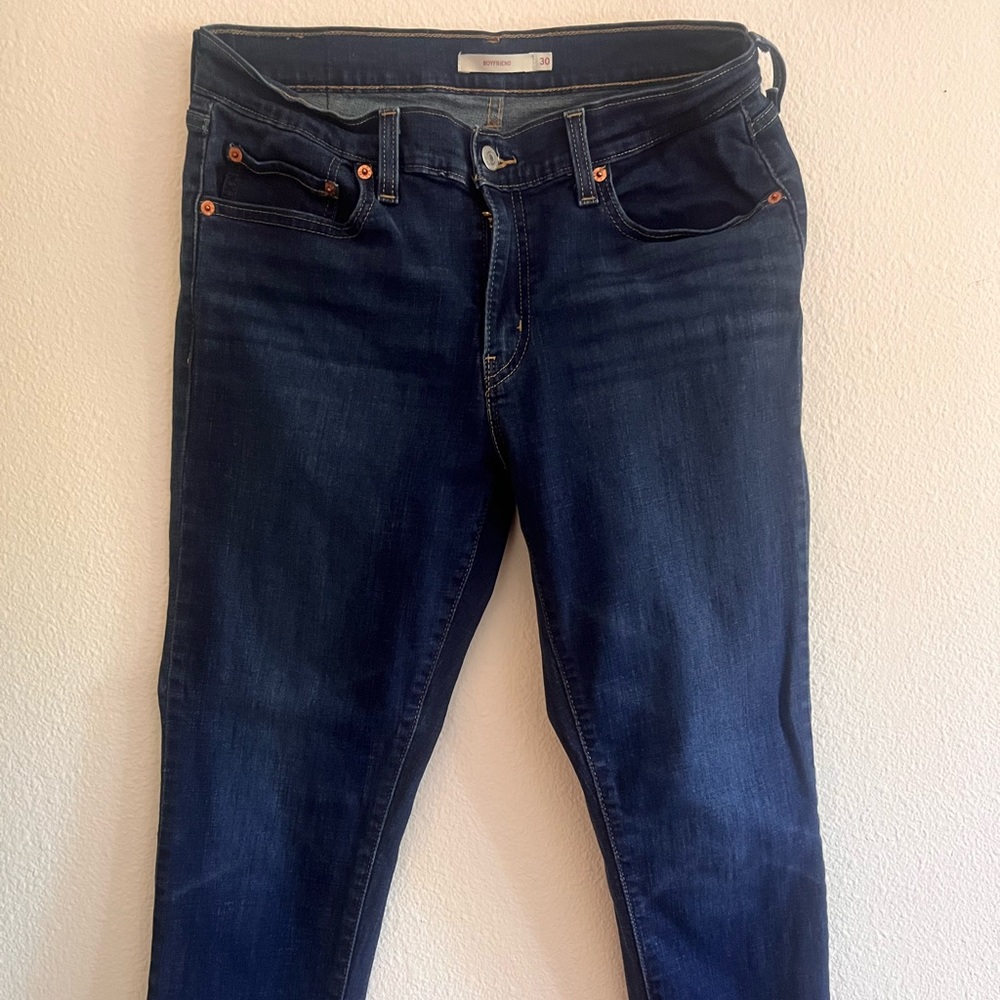 Levi’s boyfriend jeans. Size 30.